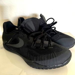 Nike Hyperchase Black  Classic